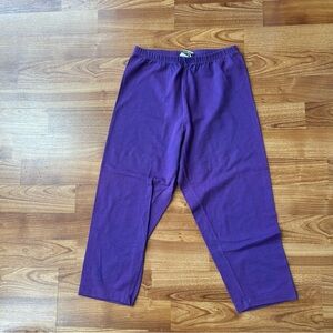 4/$15 Body force exercise shorts